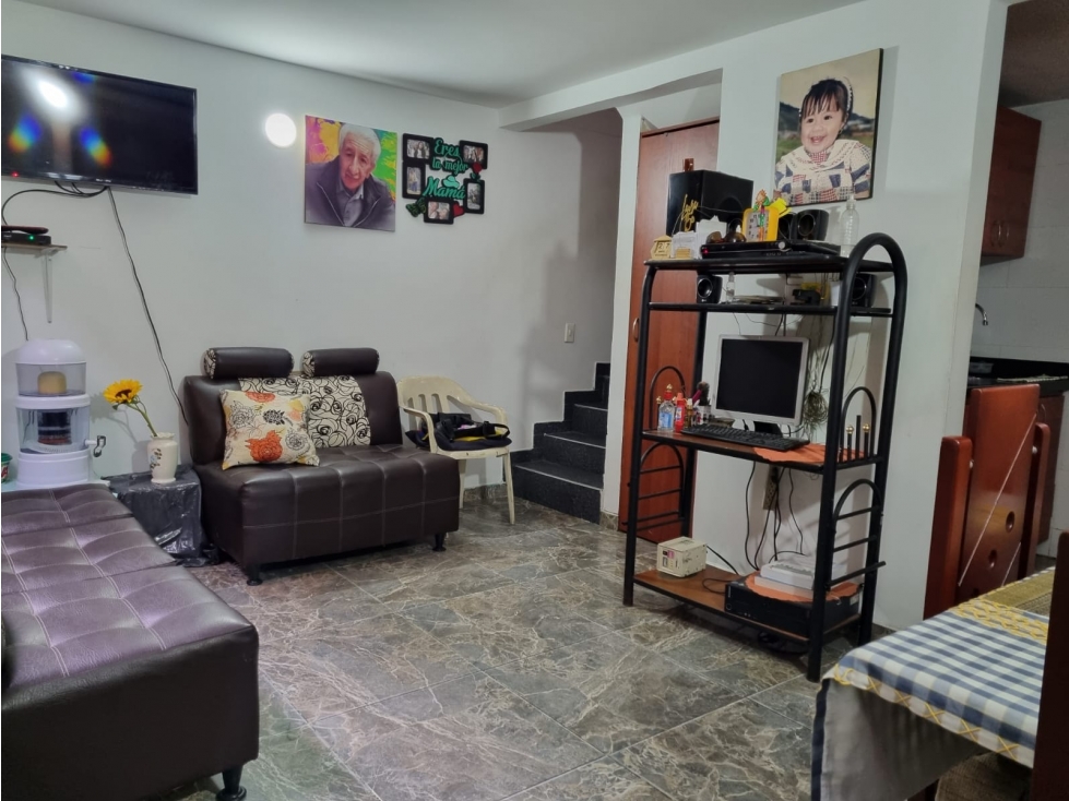 ACSI 385 Casa en venta en Madrid Cundinamarca. - 2