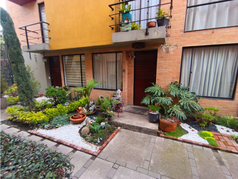 ACSI 1588. Casa en Venta, Condominio Palo Alto, Mosquera