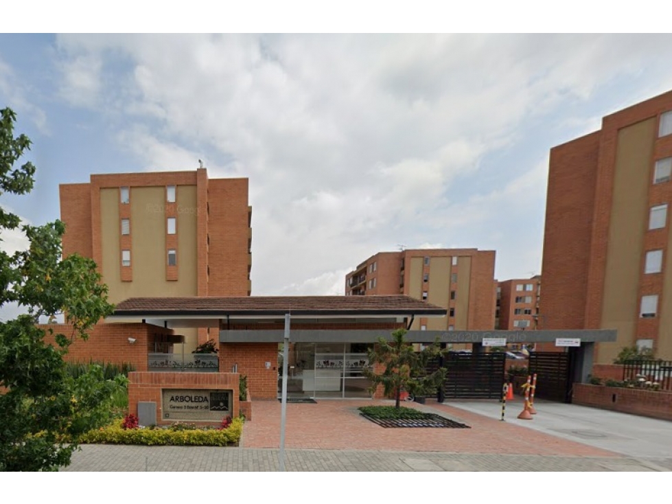 ACSI 1517. Apartamento en venta, Arboleda Hacienda Casablanca, Madrid.