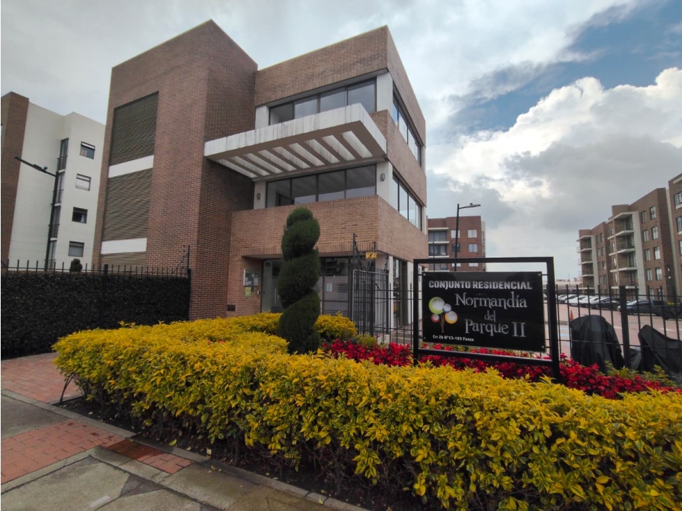 ACSI 1479. Apartamento en venta en Normandía del Parque 2 Funza, cund.