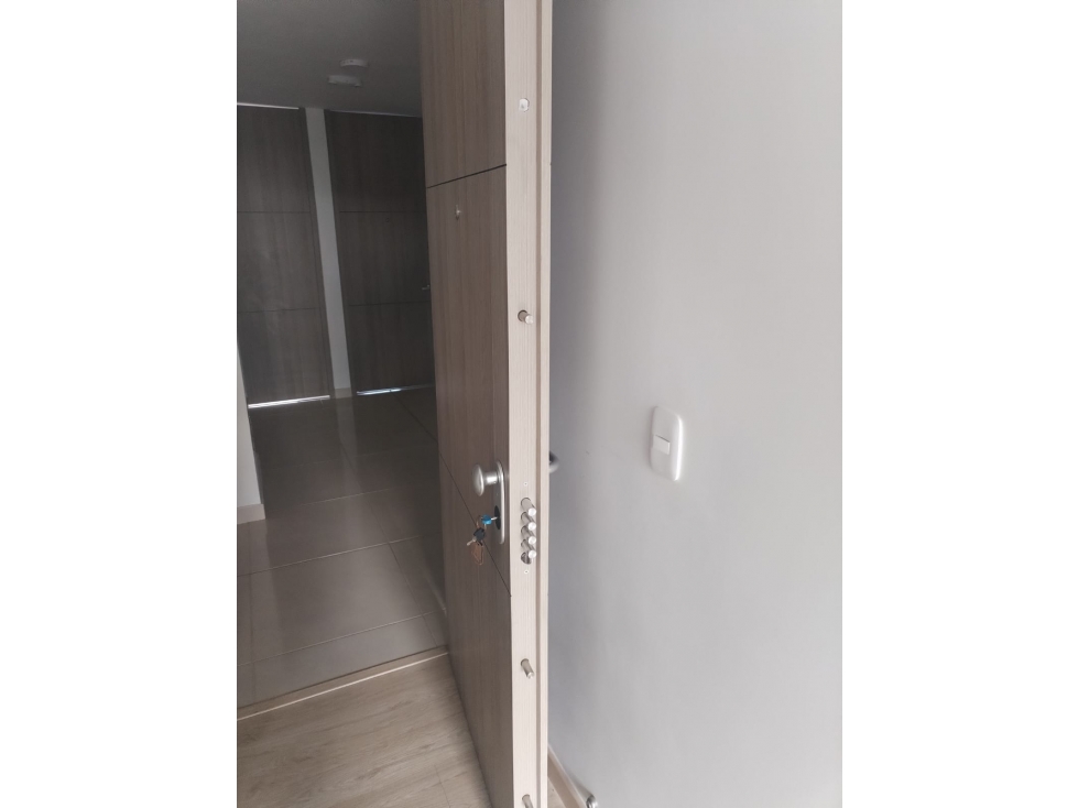 ACSI 885. Apartamento en Venta, Azul Turqueza, La Prosperidad, Madrid — foto 4