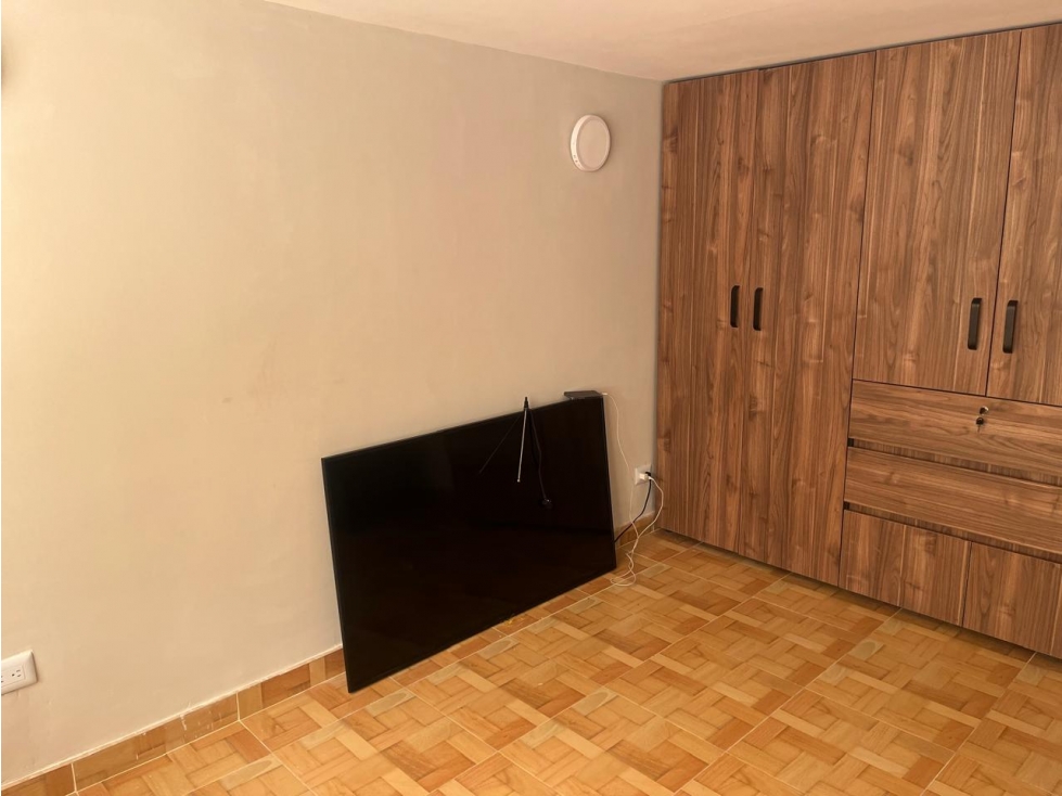 ACSI 1230. Casa en venta de 3 pisos en Chía, Cundinamarca. — foto 3
