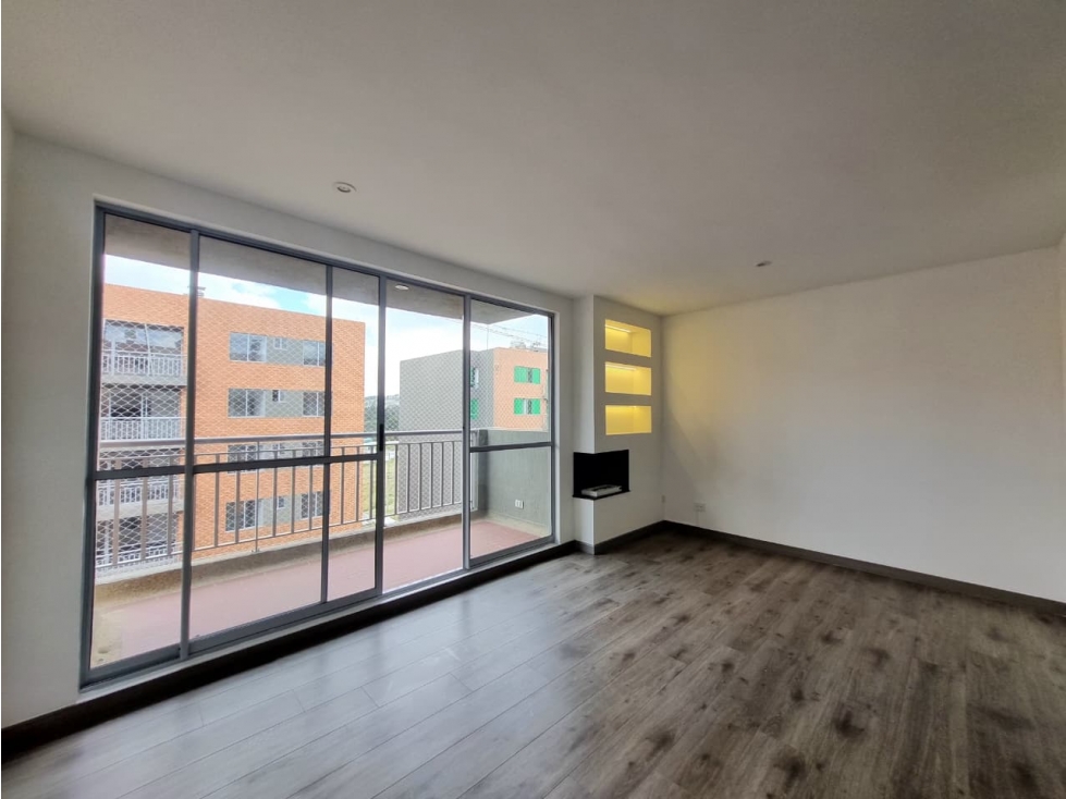 ACSI 1477. Apartamento en venta Cerezo, Hacienda Alcalá Mosquera — foto 2