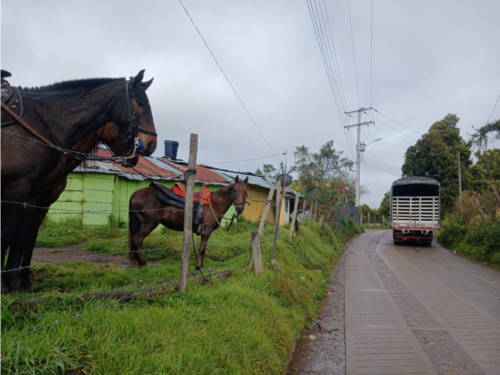 ACSI 1528. Se vende lote en Yerbabuena. Chía, Cundinamarca. — foto 5