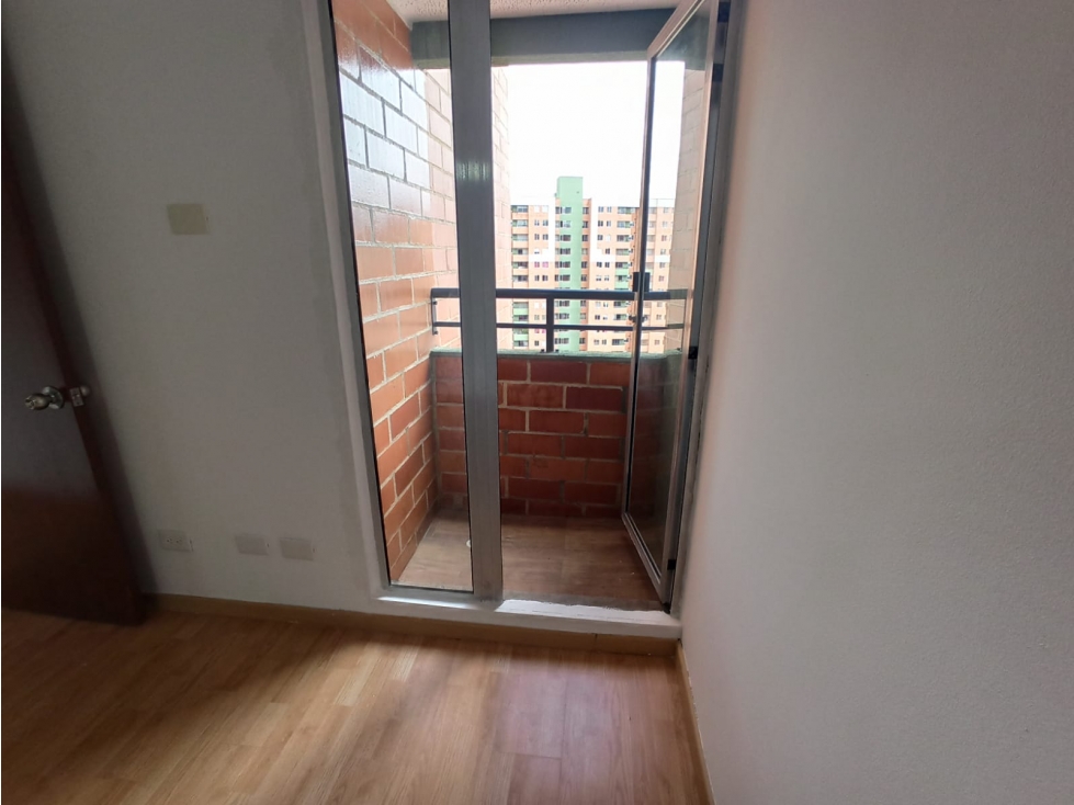 ACSI 1127A. Apartamento en arriendo Madrid, conjunto Murano — foto 6