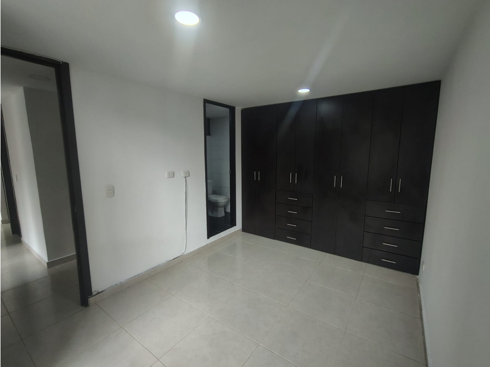 ACSI 1556. Apartamento en Arriendo, Manzanares, Madrid — foto 6