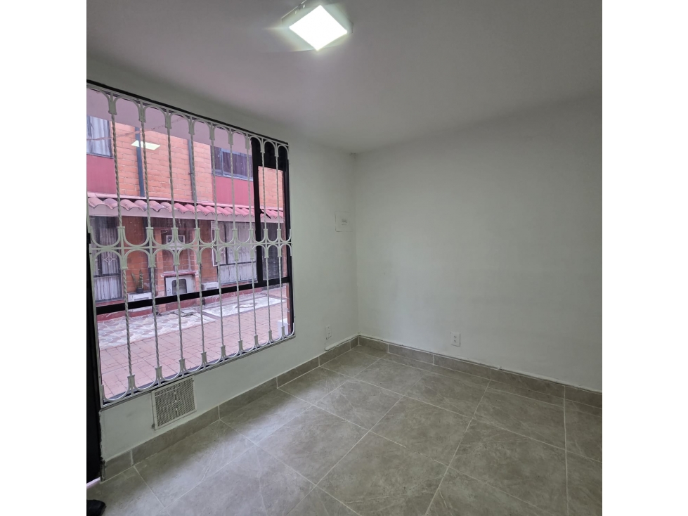 ACSI 1591. Casa en arriendo, Senderos de Engativá (Pueblo), Bogotá — foto 2