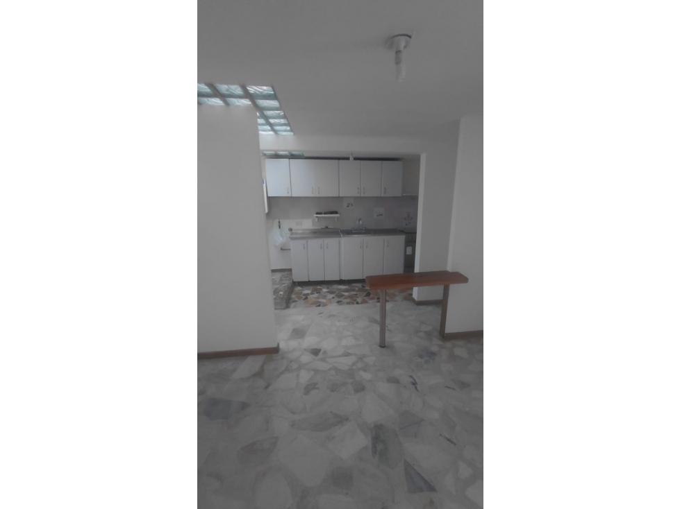 SE ARRIENDA APARTAMENTO EN ALTA SUIZA, MANIZALES