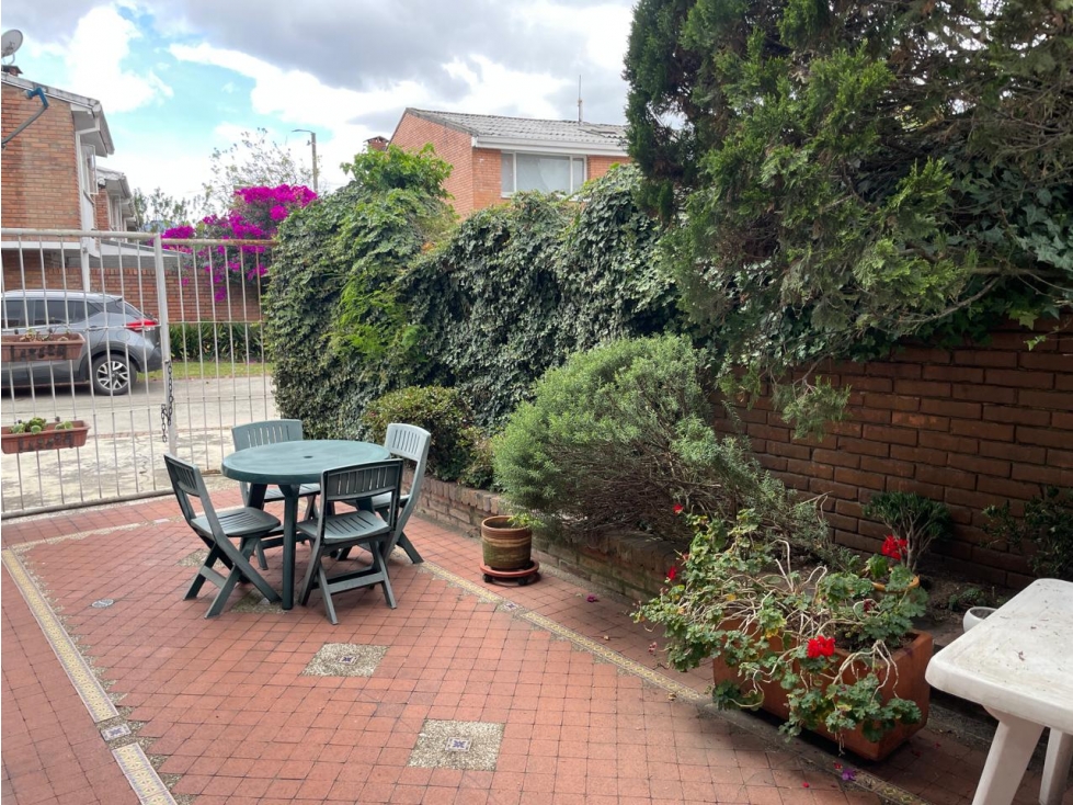VENDO LINDA CASA NIZA CORDOBA — foto 3