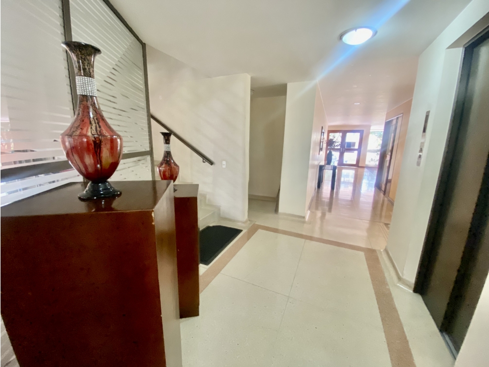 Apto Venta Santa Paula con 17 m2 de balcon — foto 6