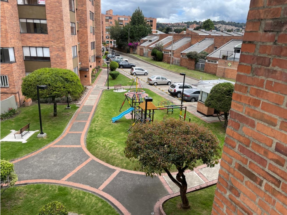 VENDO APARTAMENTO DUPLEX NIZA 8