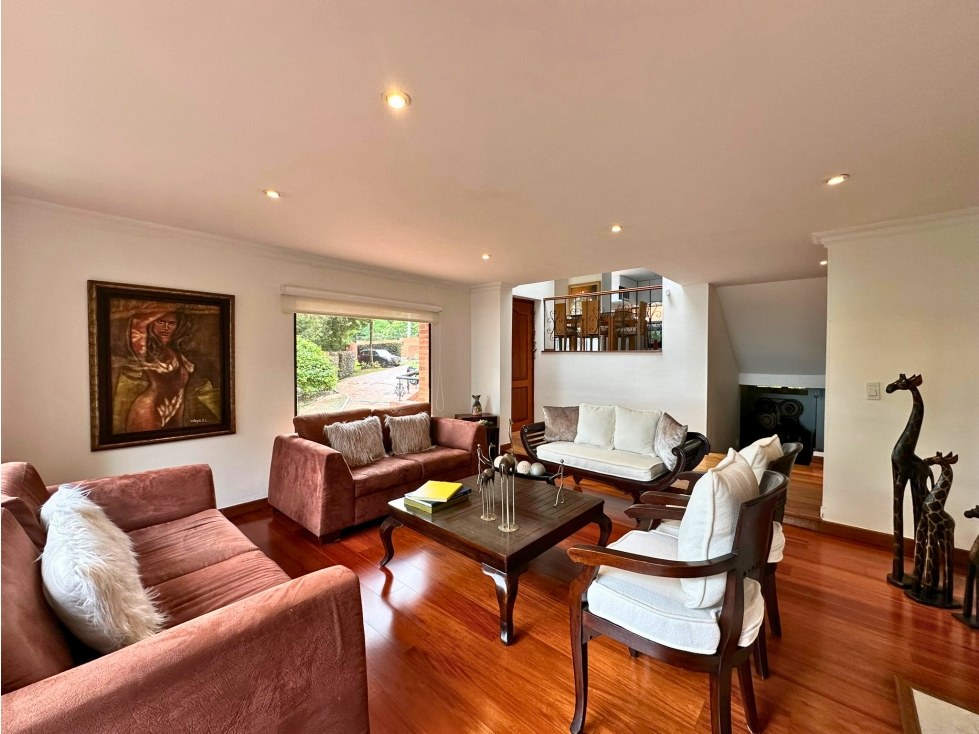 VENTA CASA DE NIVELES, PROVENZA, 320 MTS, 3 HAB, ESTUDIO, 2 PARQ — foto 5