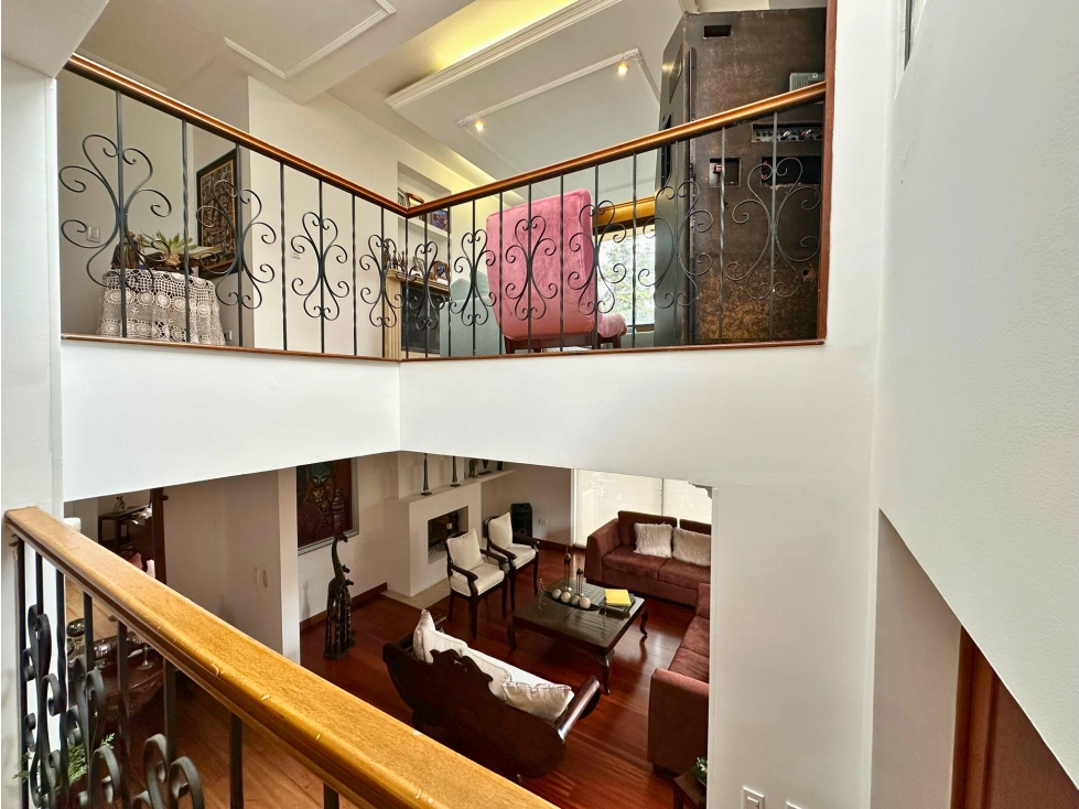 VENTA CASA DE NIVELES, PROVENZA, 320 MTS, 3 HAB, ESTUDIO, 2 PARQ — foto 6