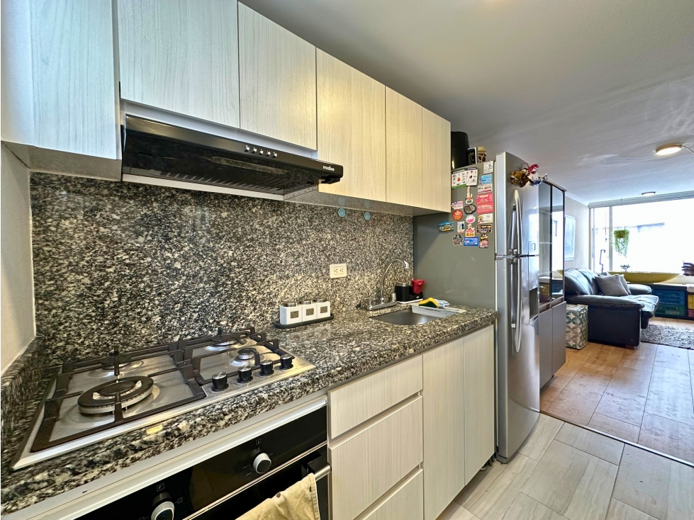 ARRIENDO APTO EL BATÁN, REMODELADO, 53 MTS, 2 HAB, 2 BAÑOS, 1 PARQ — foto 4