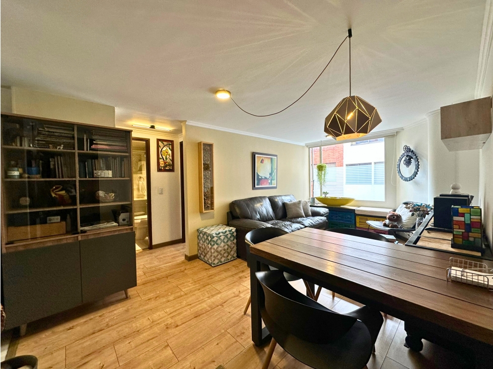ARRIENDO APTO EL BATÁN, REMODELADO, 53 MTS, 2 HAB, 2 BAÑOS, 1 PARQ — foto 2