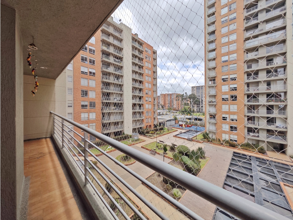 APTO EN COLINA CAMPESTRE, 132 MTS, 3 HAB, 3 BA, 2 PARQ — foto 3