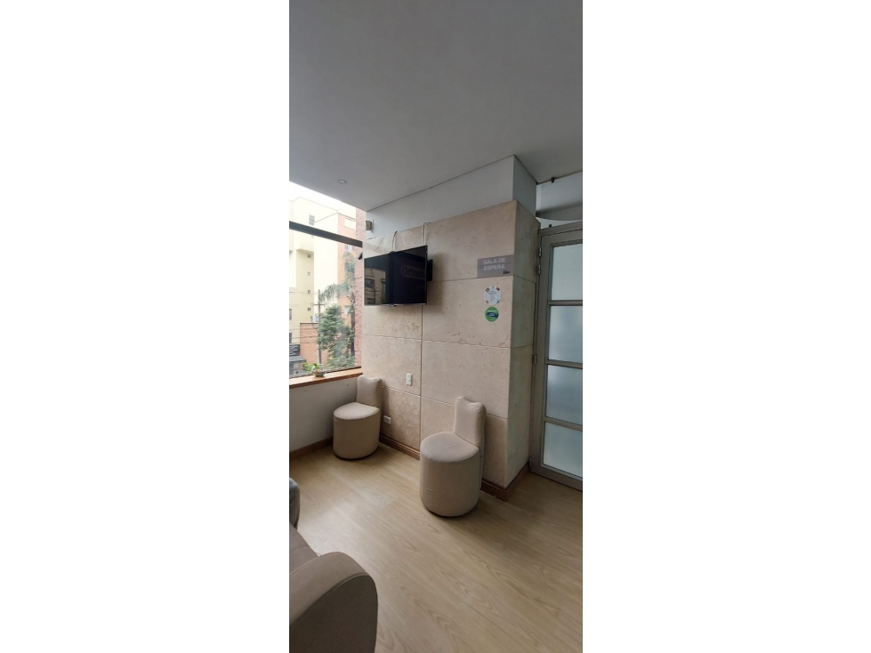 Oficina para la Venta en El Diamante - Medellín