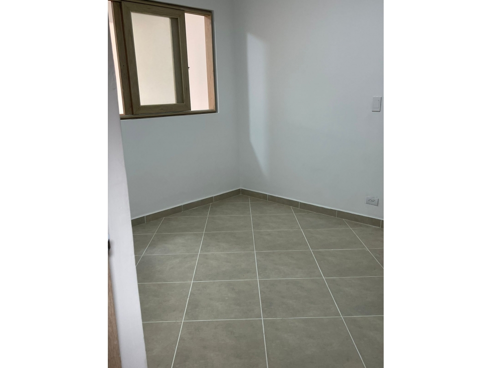 Casa Remodelada a la Venta en Sector El Trianón - Envigado