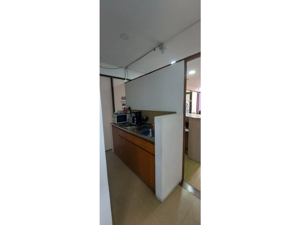 Oficina para la Venta en El Diamante - Medellín — foto 2