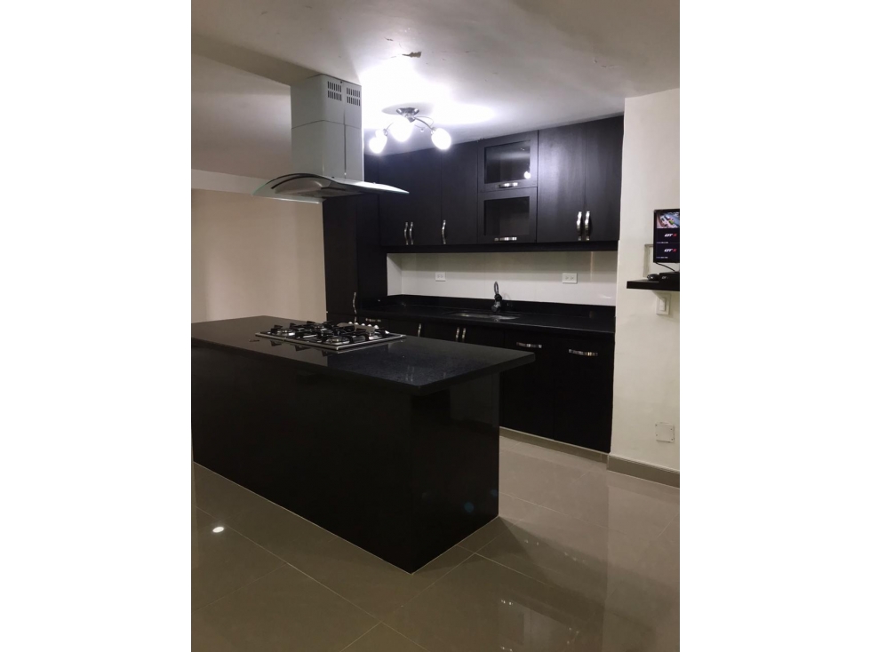 Apartamento Remodelado a la Venta en Edificio - Laureles — foto 3