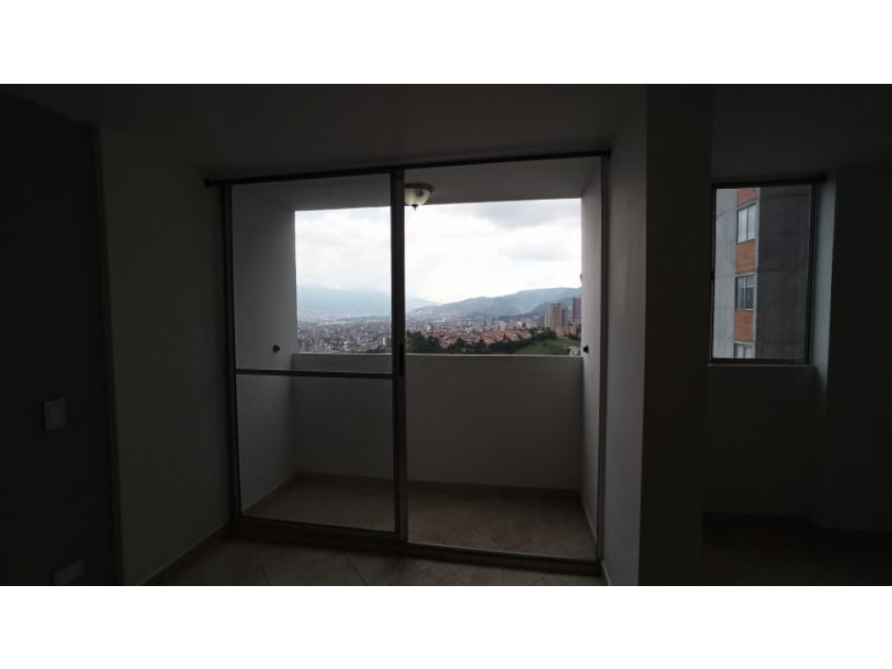 Apartamento en Urbanización Sector Robledo - Medellín — foto 4