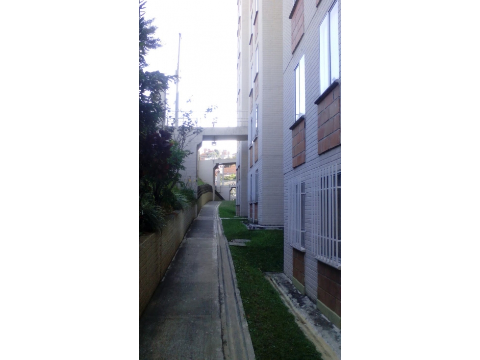 Apartamento a la Venta en Urbanización - Robledo, Medellín — foto 4