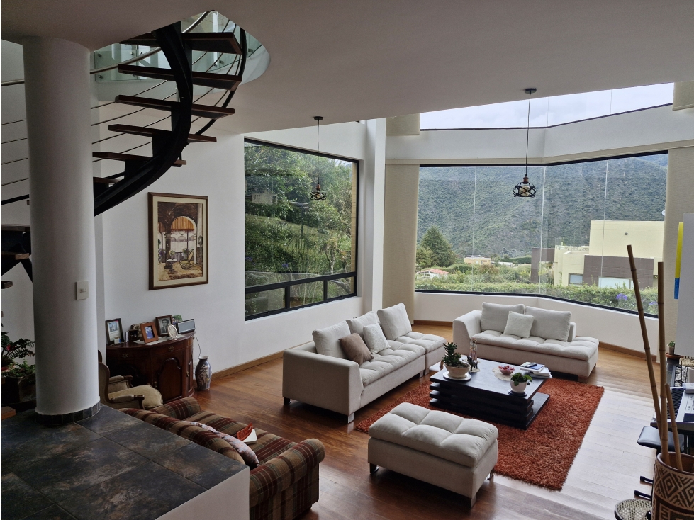 VENTA CASA EN LA CALERA
