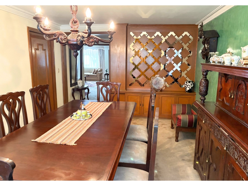 VENDO AMPLIO APARTAMENTO CON 3 SALAS EN CHICO — foto 6