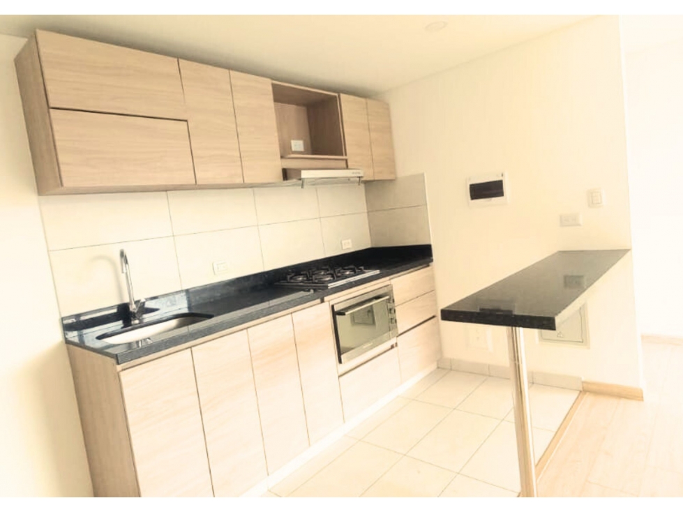 ARRIENDO O VENDO APARTAMENTO EN TORRES DE GUAYACAN SAN CIPRIANO — foto 4