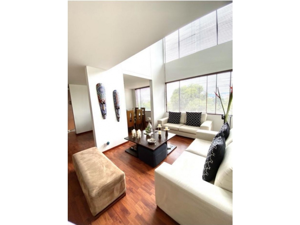 VENDO MODERNO E ILUMINADO PENTHOUSE TRIPLEX EN CEDRITOS