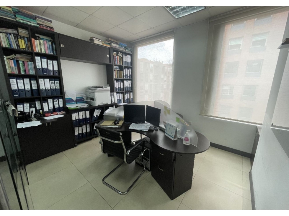 VENDO O ARRIENDO OFICINA EN CENTRO EMPRESARIAL CHICO — foto 5