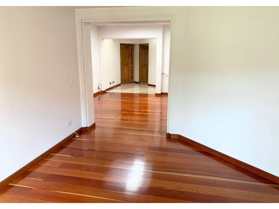 VENDO APARTAMENTO CON LINDA VISTA EN EL CHICÓ — foto 2