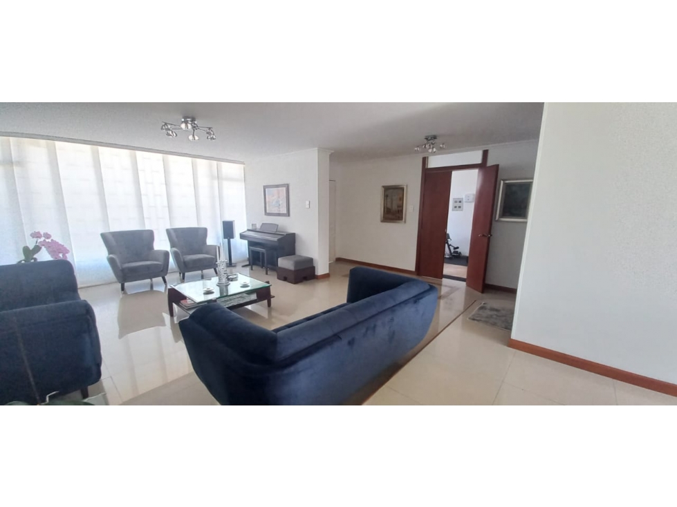 VENDO CASA EN LAS VILLAS REMODELADA Y AMPLIA — foto 4