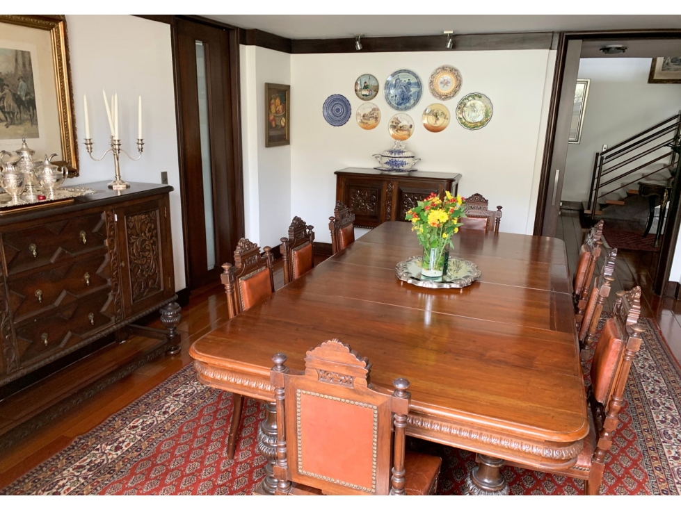 VENDO AMPLIO APARTAMENTO REMODELADO EN BOSQUE MEDINA