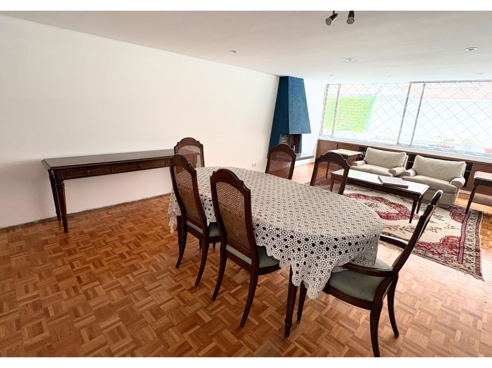 SE VENDE PARA REMODELAR APARTAMENTO INTERIOR EN CHICO — foto 5