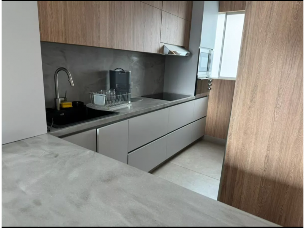 Lindo Apartamento en la Loma de Alejandría, El Poblado — foto 5