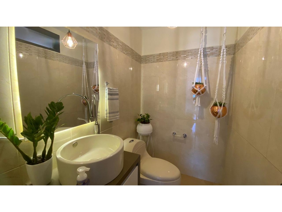 Linda casa en Escobero Parte Alta (*) — foto 2