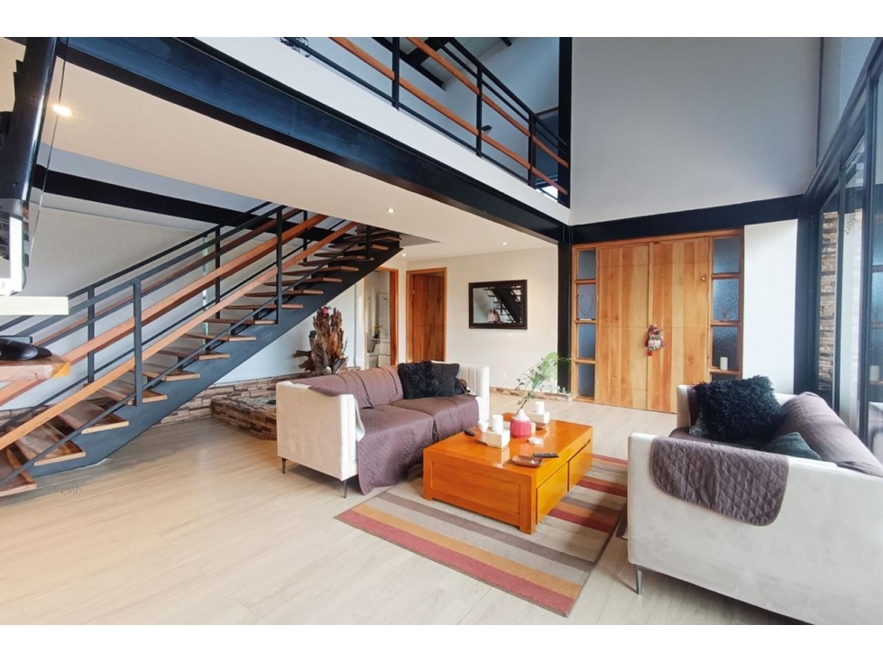 Hermosa casa en Loma del Escobero Alto (*) — foto 2