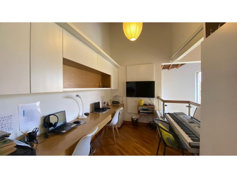 Linda casa en Escobero Parte Alta (*) — foto 3