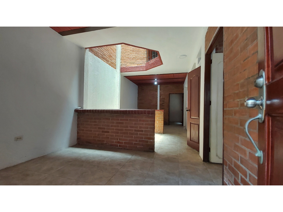 Casa Unifamiliar en venta - La Nueva Base - Cali — foto 3