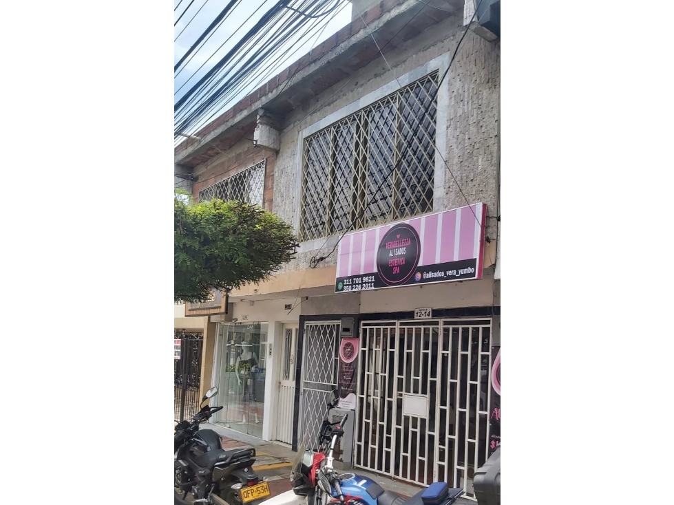 Casa multifamiliar en venta - Yumbo - Barrio Bolivar - Norte - 1