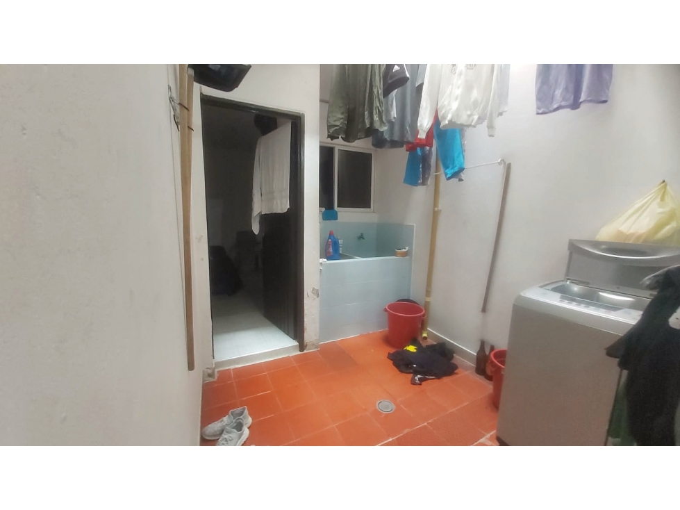 Casa multifamiliar en venta - Yumbo - Barrio San Fernando - Norte - 6