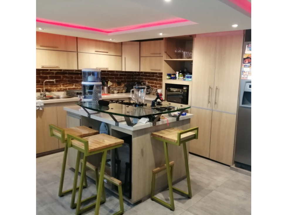 EDIFICIO DE APARTAMENTOS EN VENTA EN EL SUR DE CALI - COLOMBIA - 1