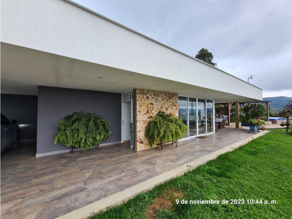 Finca en Venta Km 28.5 Via al Mar Cali - Colombia - 3