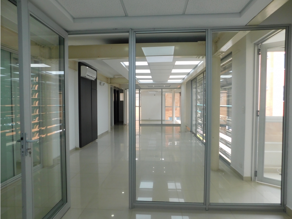 EDIFICIO DE OFICINAS EN VENTA UBICADO EN CIUDAD JARDIN - CALI - 4