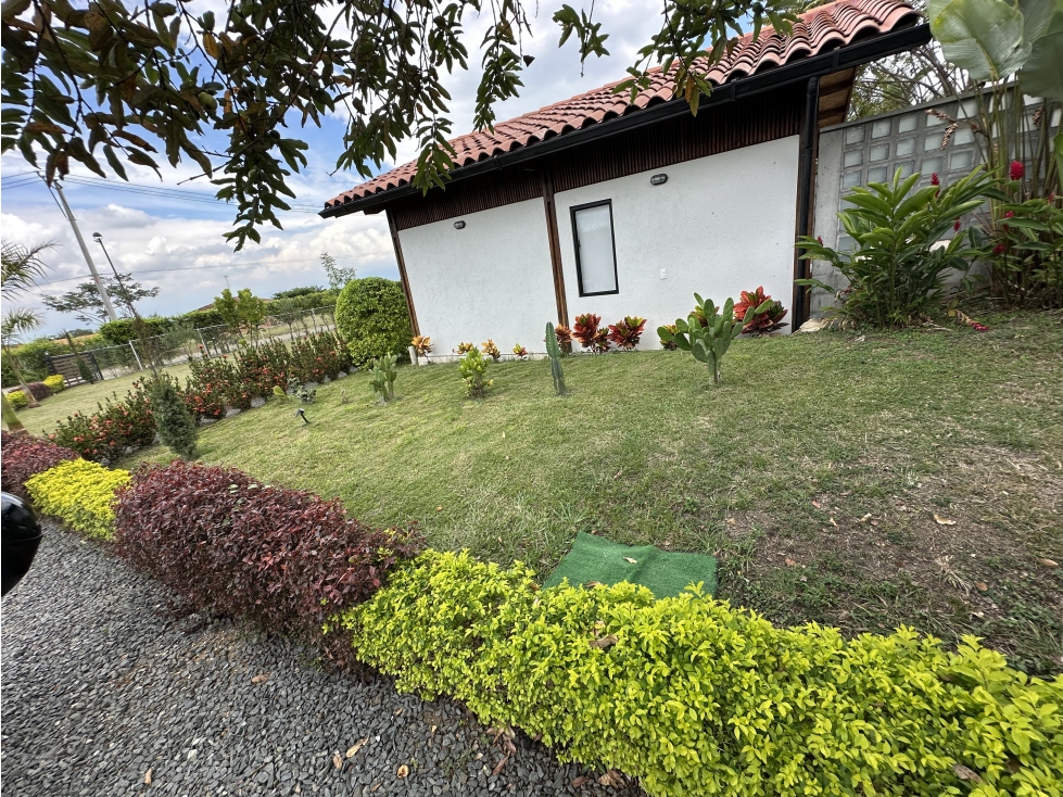 Country House in Ginebra with BBQ & Play Area - 5