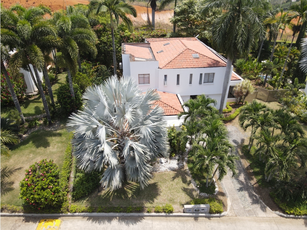 Casa en Venta Ciudad Jardin - Cali New To Market by Expats Realty