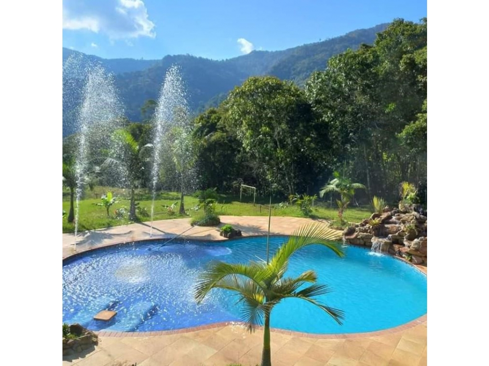 Vacation Home for sale, San Bernardo, in San Bernardo, Colombia — foto 2