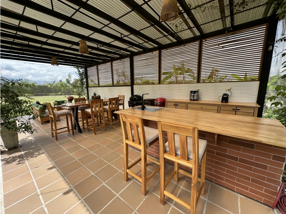 Country House in Ginebra with BBQ & Play Area - 2