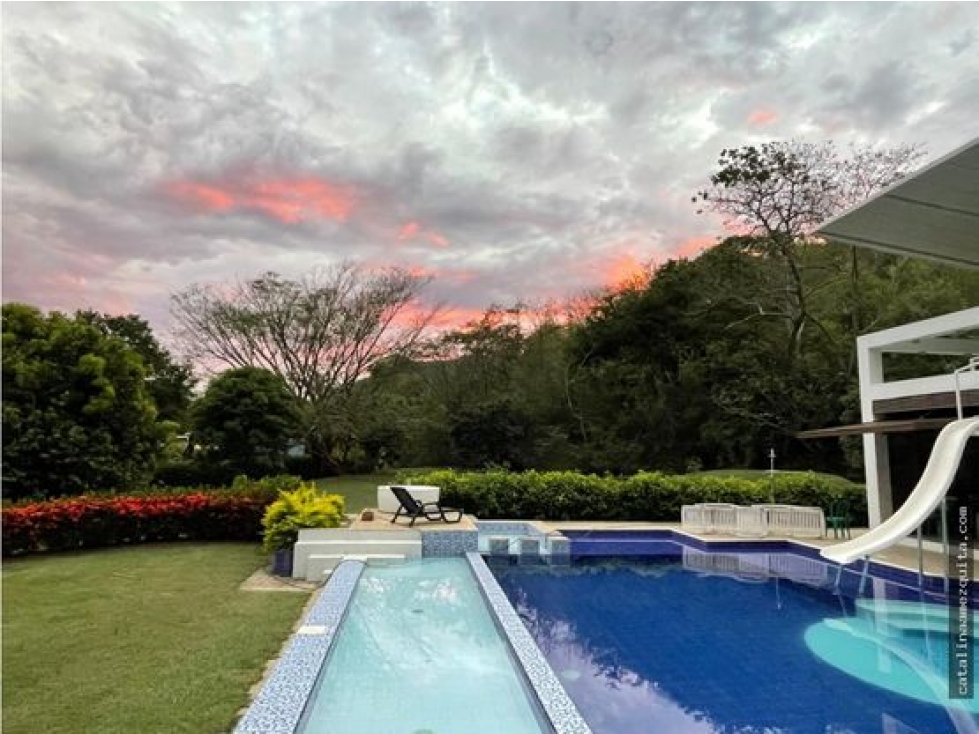 HERMOSA FINCA MODERNA EN PARCELACION EN SANTA FE DE ANTIOQUIA — foto 5